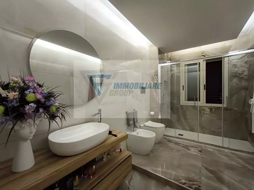 Immagine 20 di Casa trifamiliare in vendita  in Via Ippolito Nievo a Siracusa