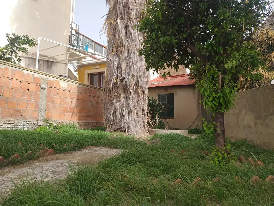 Immagine 23 di Casa trifamiliare in vendita  in Via Candore, 26 a Messina