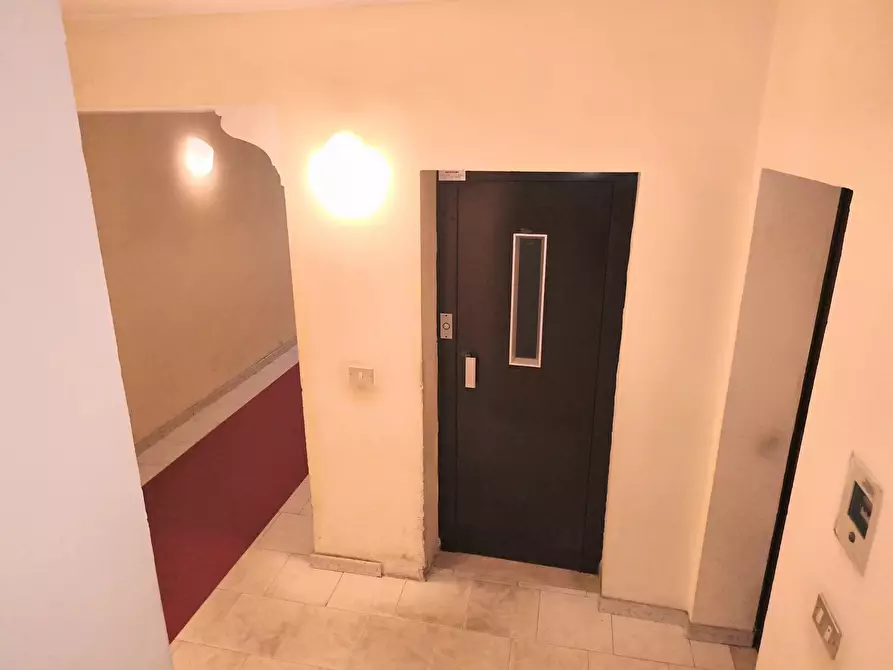 Immagine 4 di Casa trifamiliare in vendita  in Via Giovanni Denaro, 6 a Messina