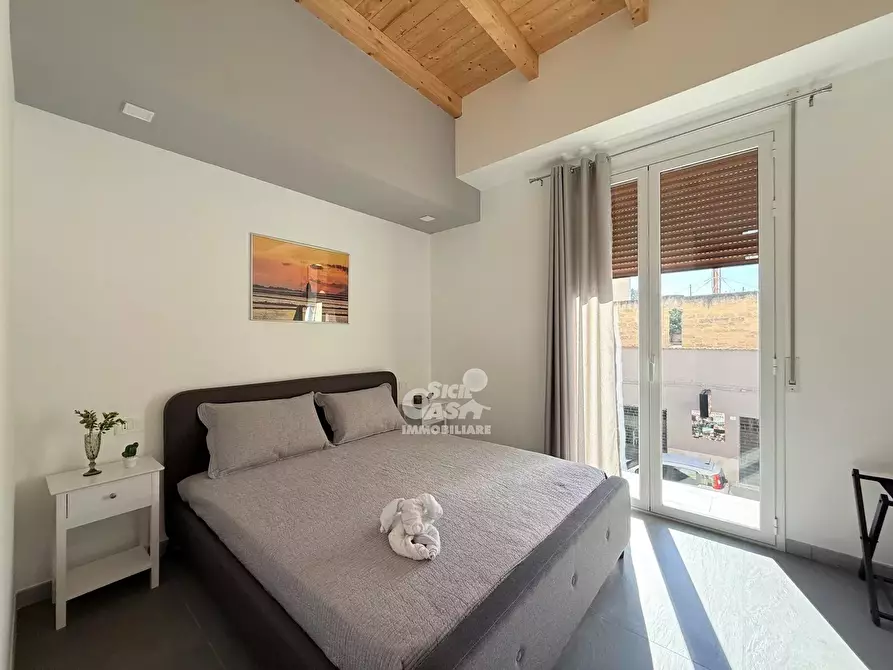 Immagine 12 di Casa trifamiliare in affitto  a Marsala