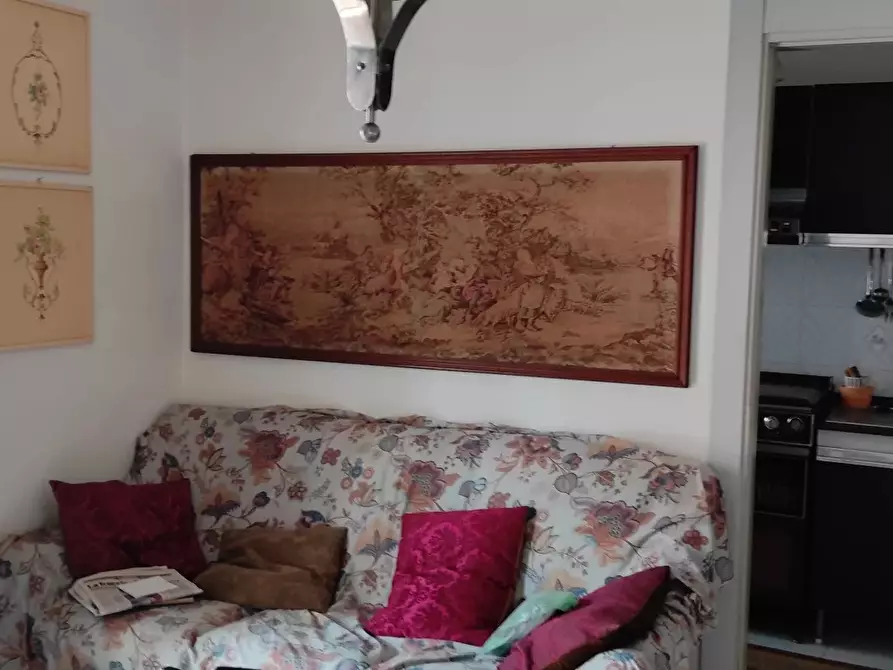 Immagine 15 di Casa trifamiliare in vendita  in Via Nazionale 213 a Basicò