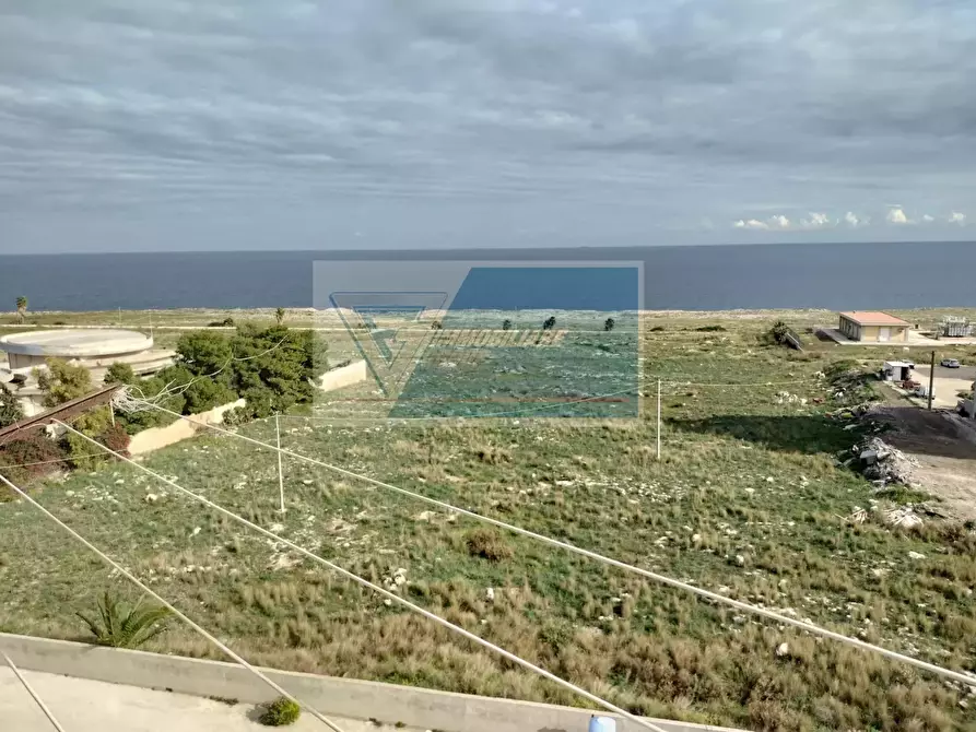 Immagine 17 di Casa trifamiliare in vendita  in Via Vincenzo Boscarino a Siracusa