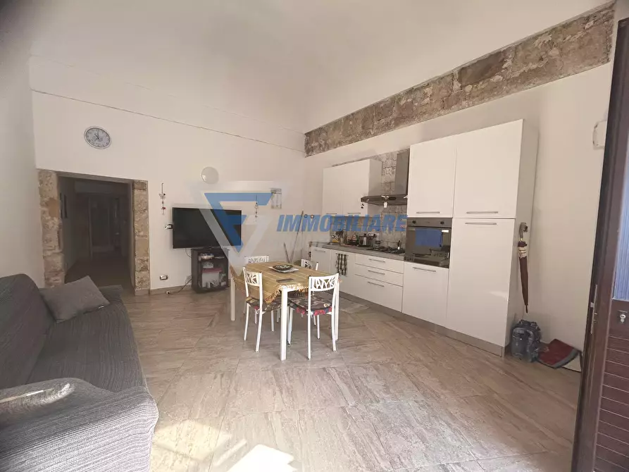 Immagine 2 di Casa trifamiliare in vendita  in Via Pindaro a Siracusa