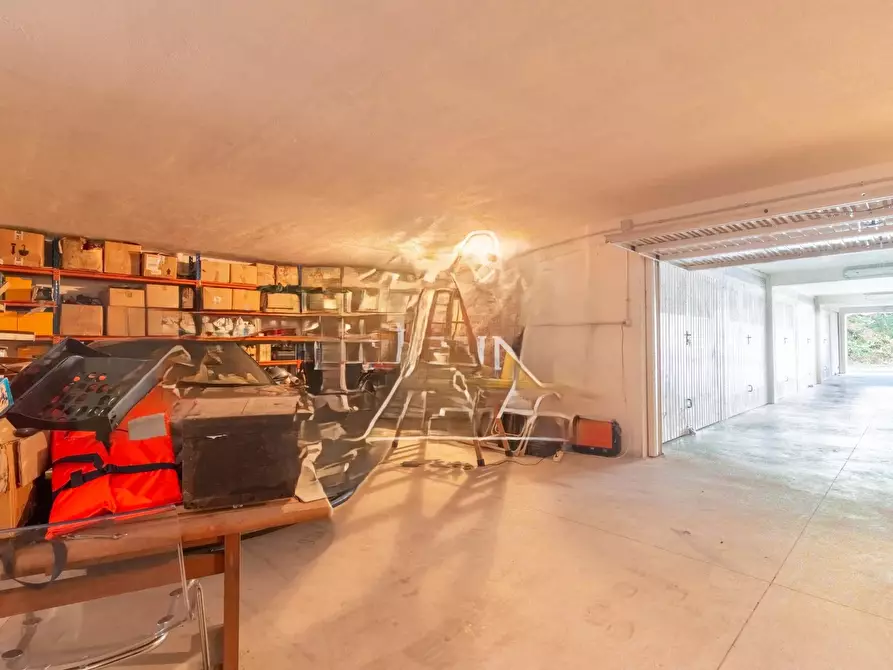 Immagine 4 di Appartamento in vendita  a Roma