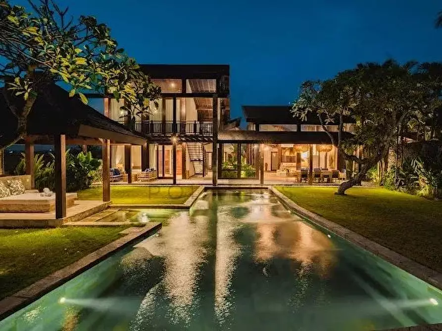 Immagine 41 di Terreno edificabile in vendita  in C2WF+M7F, Beraban, Selemadeg Timur, Tabanan Regency a Benevento