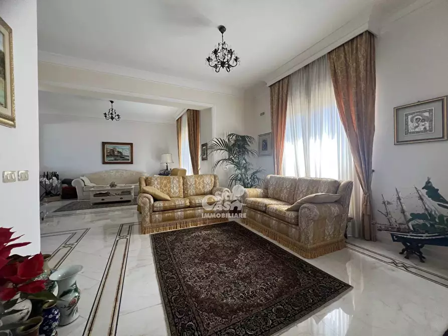 Immagine 13 di Casa trifamiliare in vendita  a Marsala