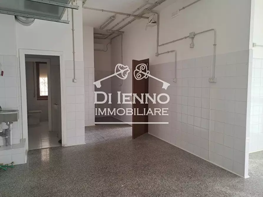 Immagine 10 di Attico in affitto  in Via Lomazzo a Roma