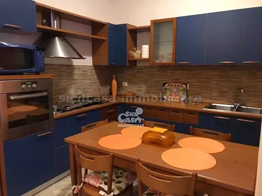 Immagine 12 di Casa trifamiliare in vendita  a Marsala