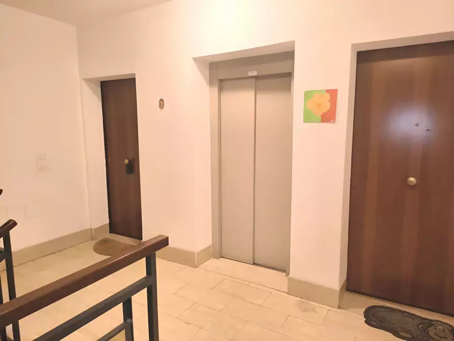 Immagine 31 di Casa trifamiliare in vendita  a Messina