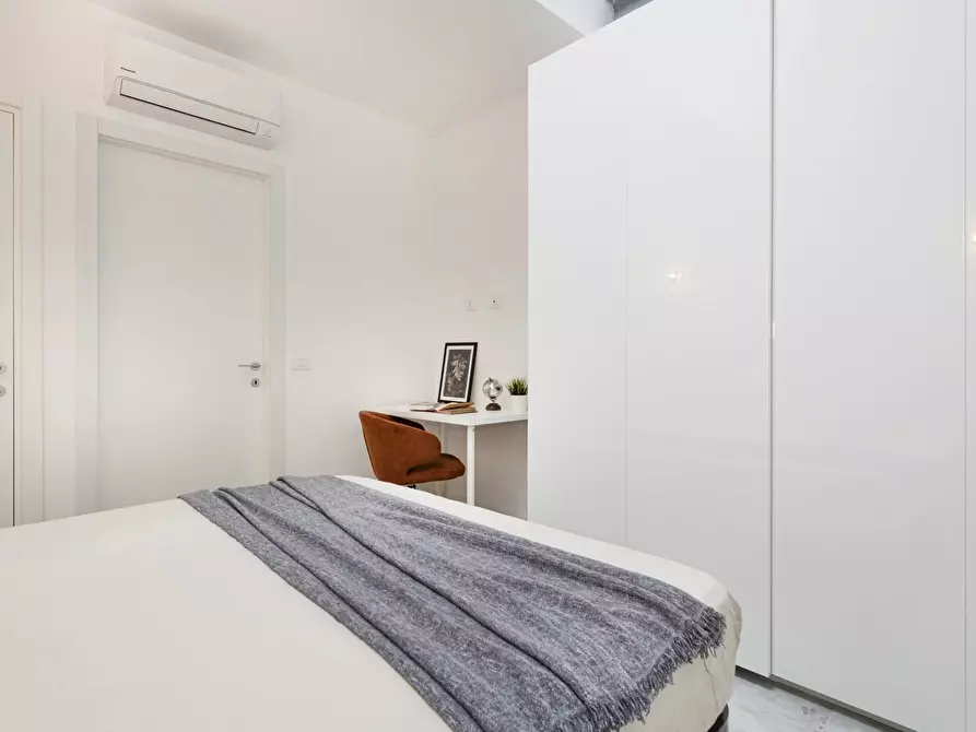 Immagine 23 di Casa trifamiliare in affitto  in Via Francesco de Sanctis, 56 a Milano