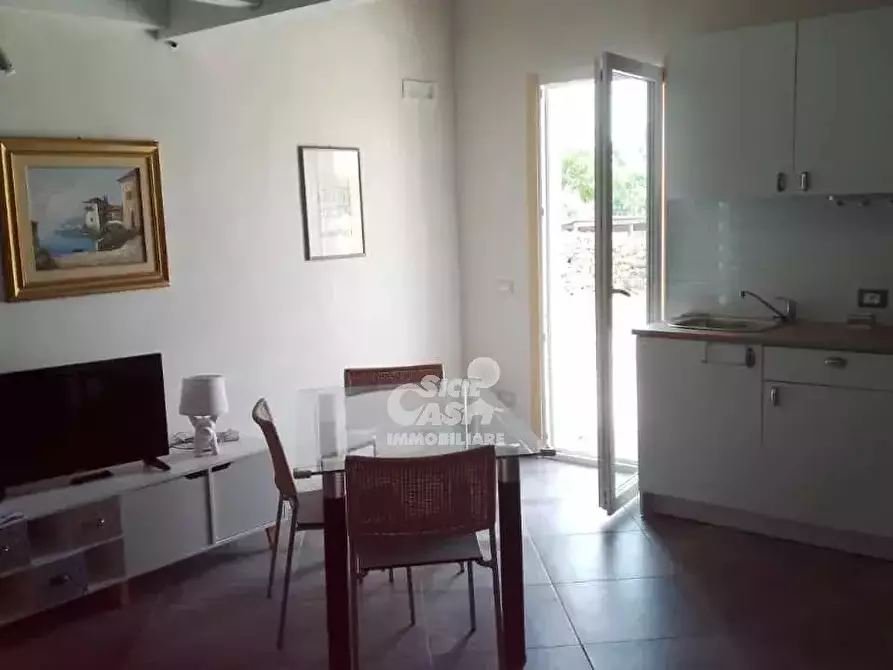 Immagine 4 di Casa trifamiliare in affitto  a Marsala