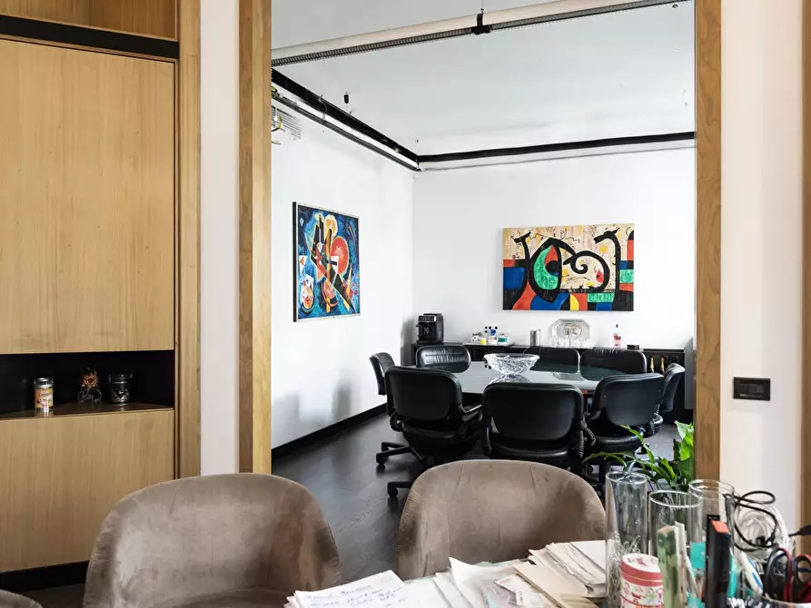 Immagine 11 di Castello in affitto  in Via Spadari a Milano