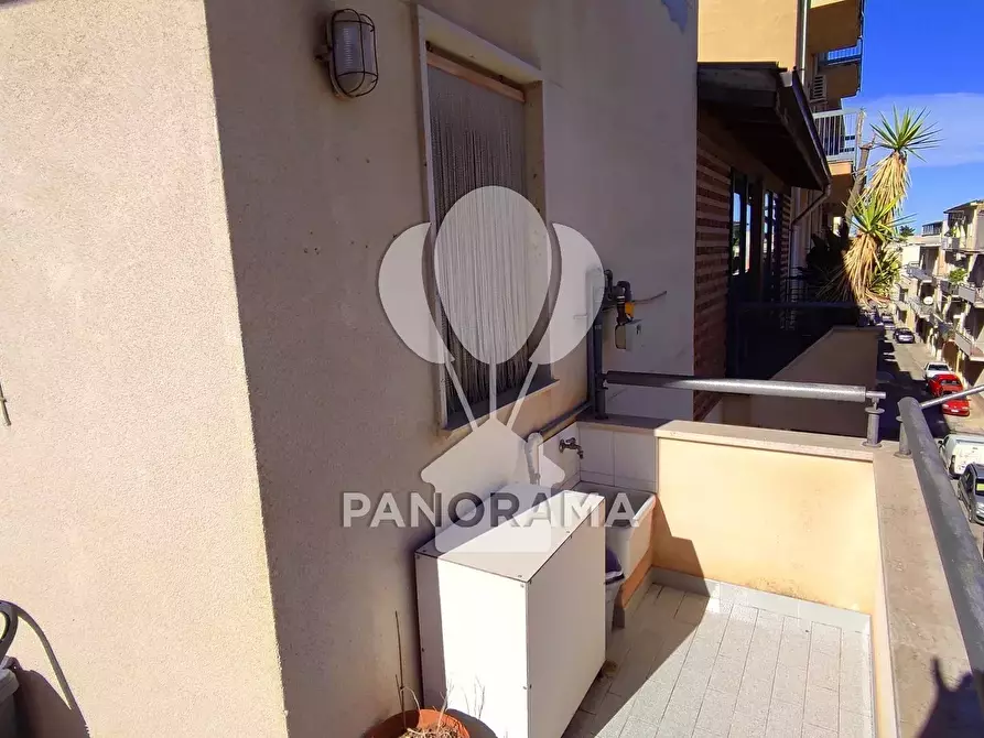 Immagine 41 di Casa trifamiliare in vendita  in Via Florio a Alcamo