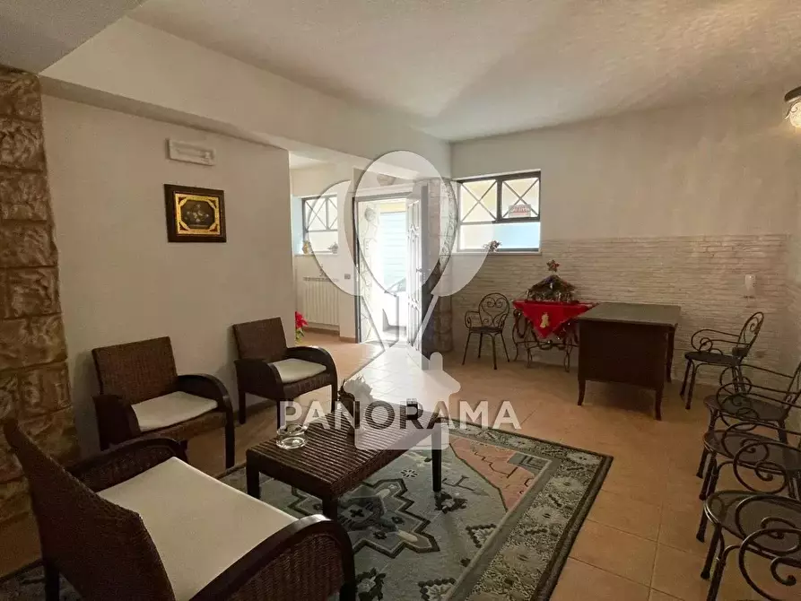 Immagine 6 di Casa trifamiliare in vendita  in stefano garrisi a Alcamo