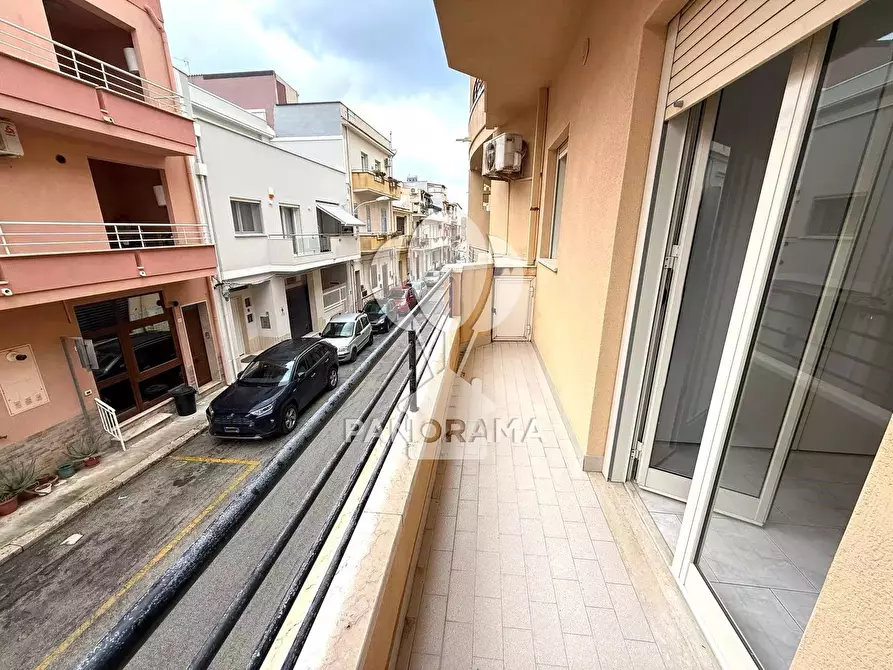 Immagine 27 di Casa trifamiliare in vendita  in Via IV Novembre a Balestrate