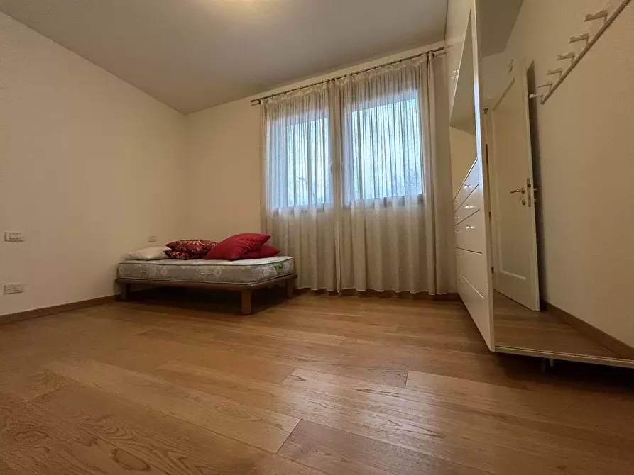 Immagine 20 di Casa trifamiliare in vendita  a Conegliano