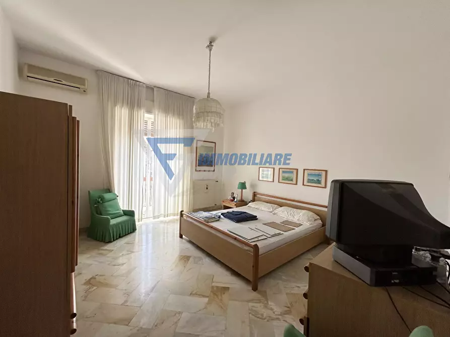 Immagine 5 di Casa trifamiliare in vendita  in Via Sebastiano Olivieri a Siracusa