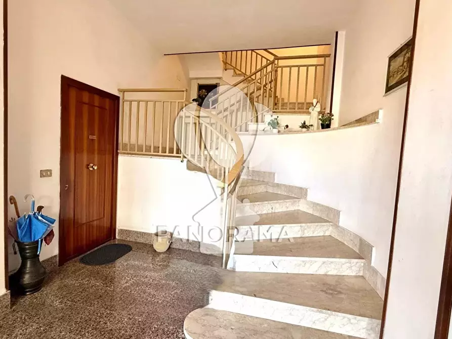 Immagine 24 di Casa trifamiliare in vendita  in Via Portella della Ginestra a Balestrate