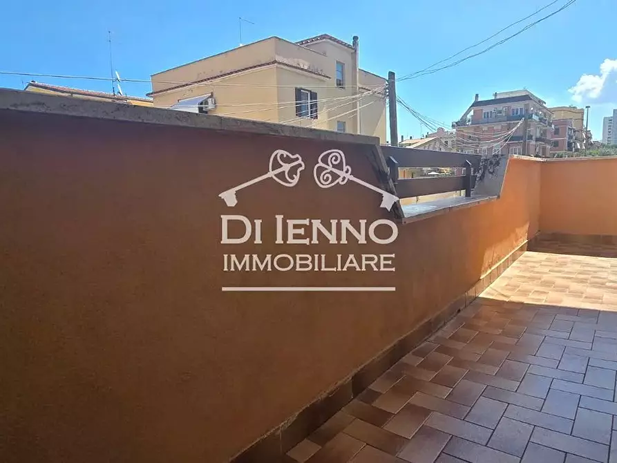 Immagine 13 di Casa trifamiliare in vendita  in Via Bernardo Minozzi a Roma