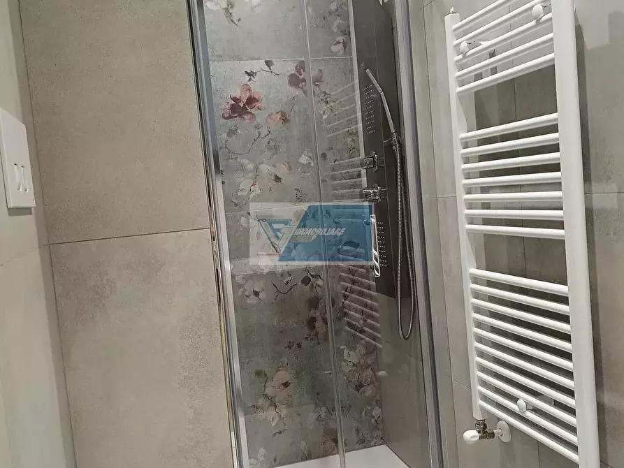 Immagine 16 di Casa trifamiliare in vendita  in Via Pietro Nenni a Pachino