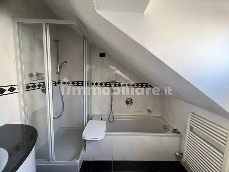 Immagine 31 di Casa trifamiliare in affitto  in Via della Moscova, 10 a Milano