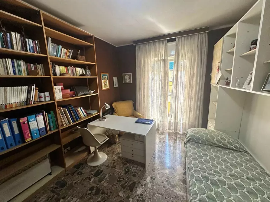 Immagine 5 di Casa trifamiliare in affitto  in Via Ruffini, 11 a Ventimiglia