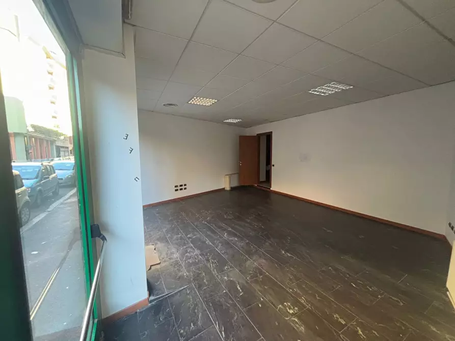 Immagine 31 di Castello in affitto  in Via Umberto Fogagnolo a Sesto San Giovanni