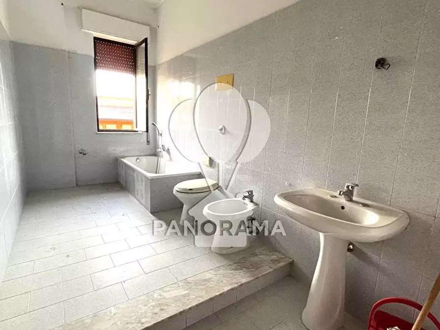 Immagine 5 di Casa trifamiliare in vendita  in via kennedy a Partinico