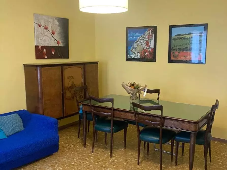 Immagine 42 di Casa trifamiliare in affitto  in Via Eugenio Carpi 38 a Milano