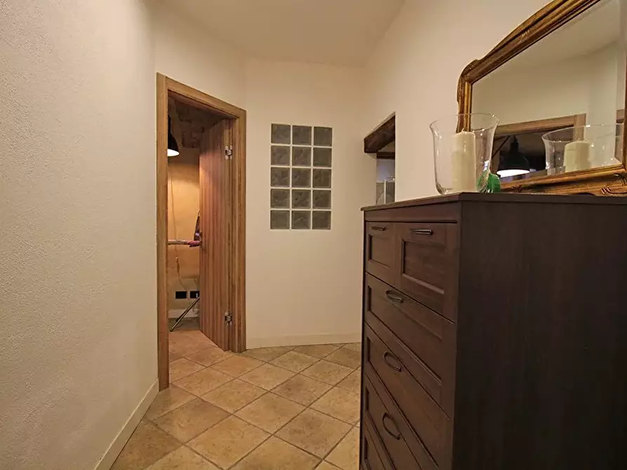 Immagine 5 di Casa trifamiliare in vendita  a Dogliani