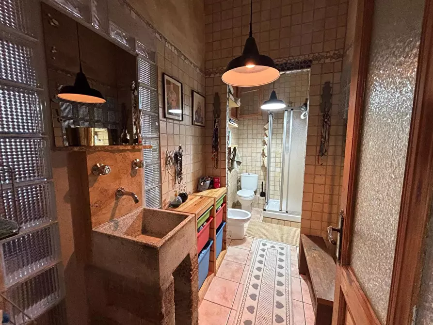 Immagine 18 di Casa trifamiliare in vendita  in Via Garibaldi, 18 a Ventimiglia