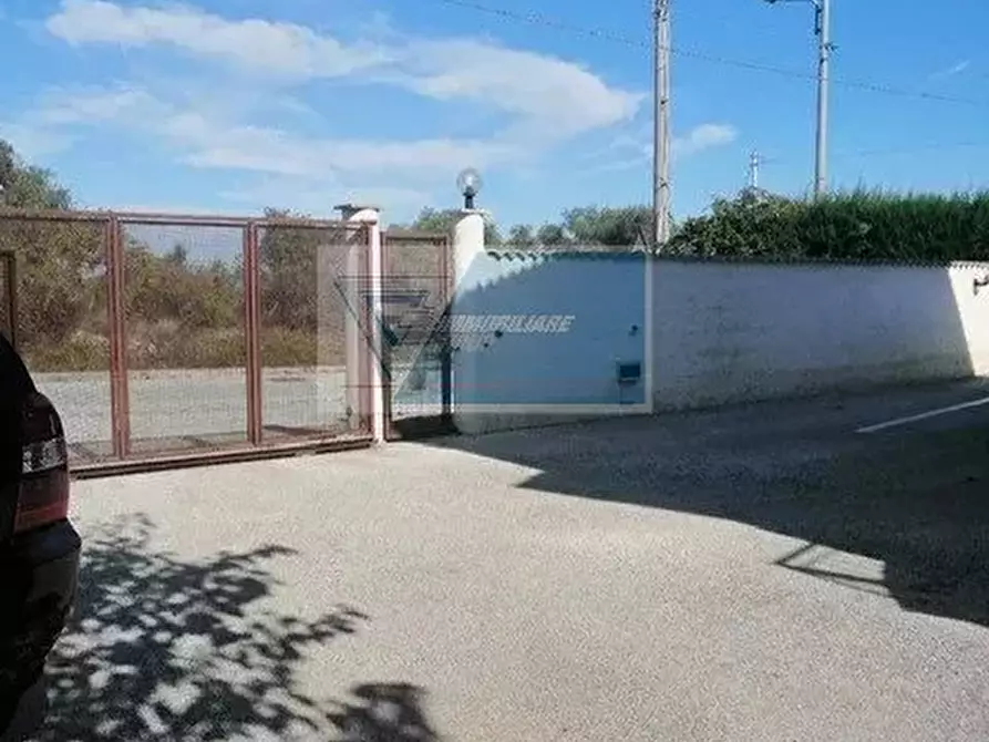 Immagine 6 di Casa trifamiliare in vendita  a Buccheri