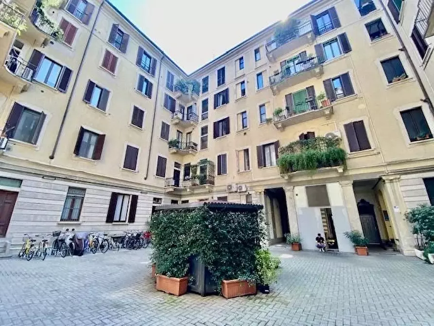 Immagine 18 di Casa trifamiliare in affitto  in Via Giovanni Battista Morgagni, 2 a Milano