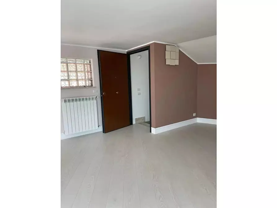 Immagine 6 di Casa trifamiliare in vendita  in Via delle Sterlizie a Nettuno