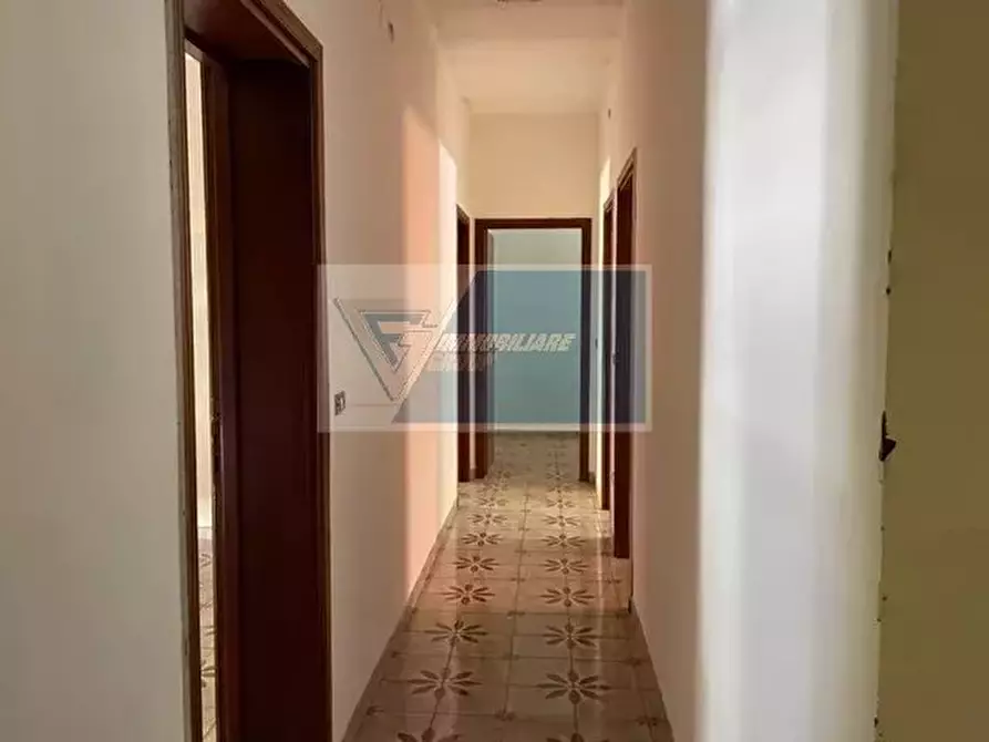 Immagine 8 di Casa trifamiliare in vendita  in Via Enrico Caruso a Siracusa