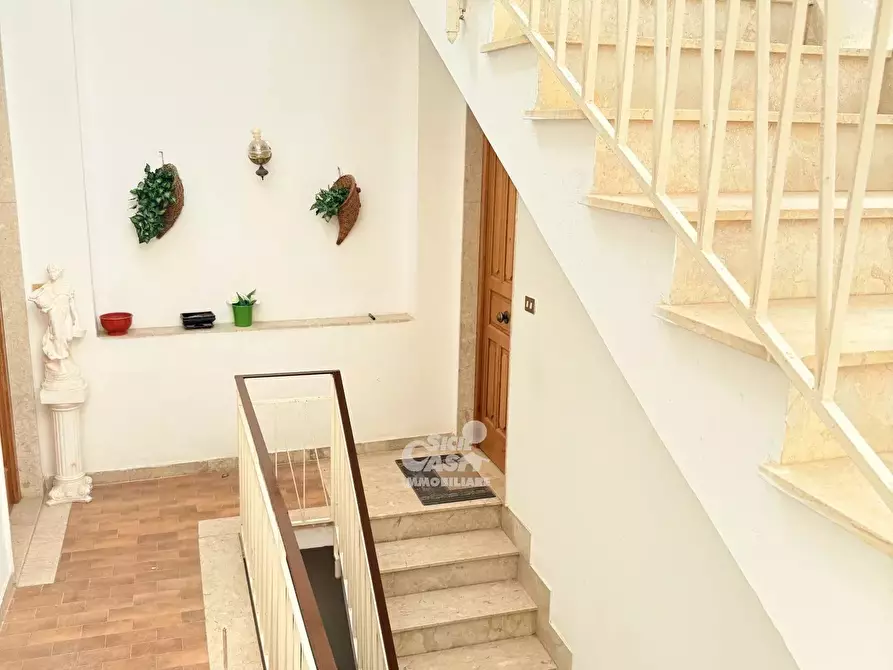 Immagine 19 di Casa trifamiliare in vendita  a Marsala