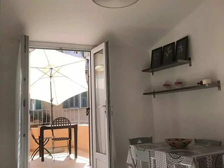 Immagine 2 di Casa trifamiliare in vendita  in Via Piemonte, 19 a Ventimiglia