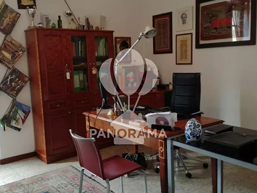 Immagine 15 di Castello in vendita  in 260 Corso VI Aprile, a Alcamo