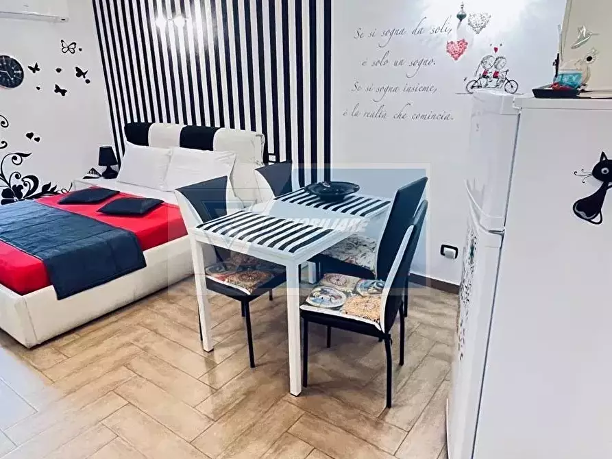 Immagine 37 di Monolocale in vendita  in Via Resalibera a Siracusa