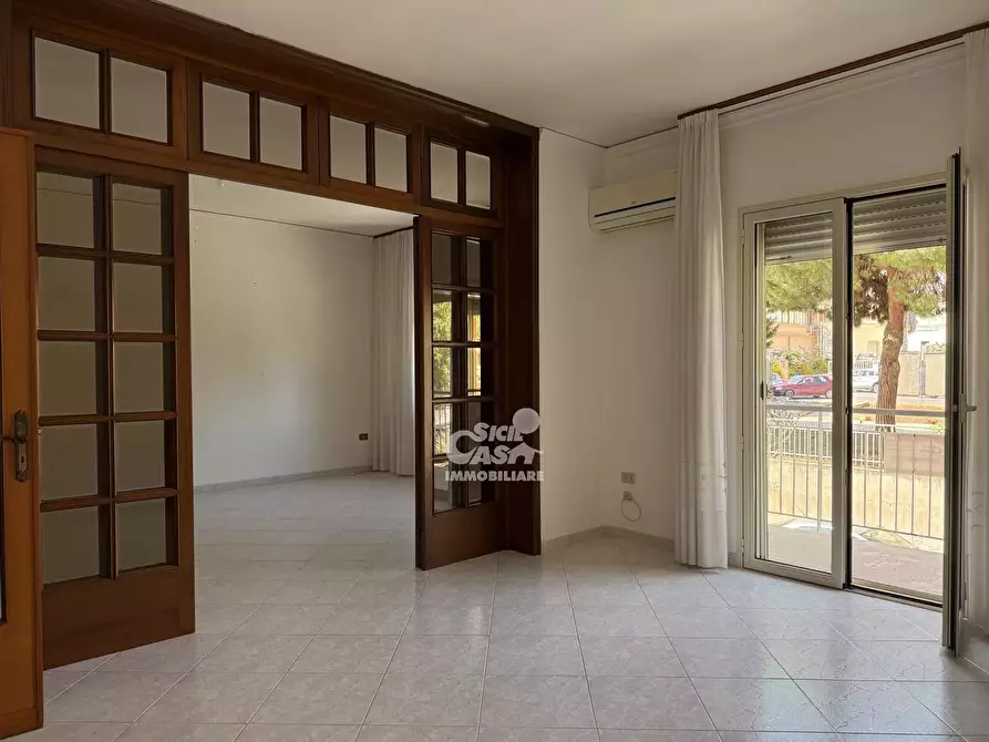 Immagine 5 di Casa trifamiliare in vendita  in PIAZZA MARCONI 41 MARSALA a Marsala