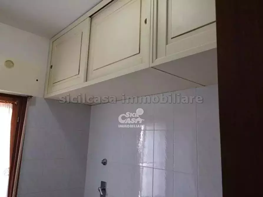 Immagine 10 di Casa trifamiliare in vendita  a Marsala