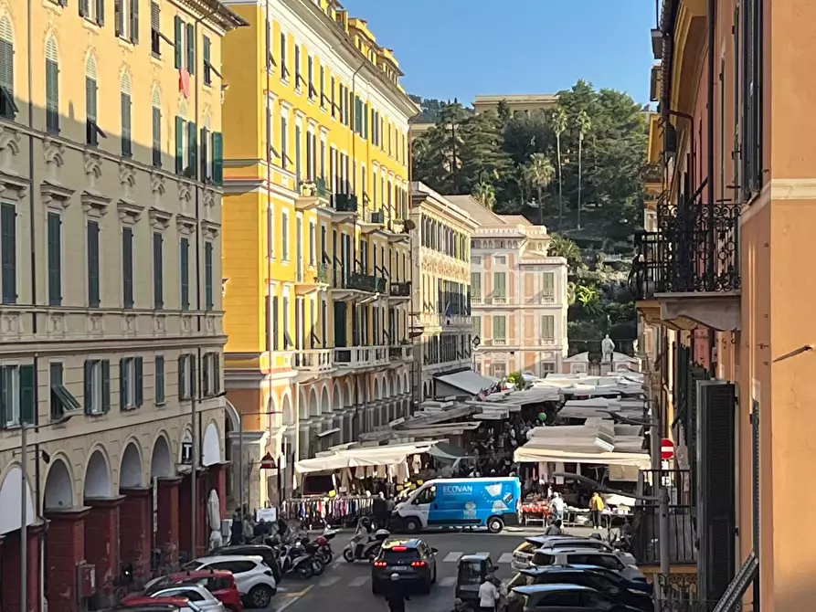 Immagine 3 di Casa trifamiliare in vendita  in Corso Giuseppe Garibaldi a Chiavari