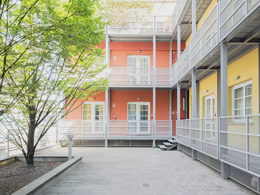 Immagine 27 di Casa trifamiliare in affitto  in VIA BERNARDINO BIONDELLI, 7. a Milano