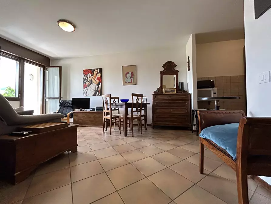 Immagine 3 di Casa trifamiliare in vendita  a Vittorio Veneto
