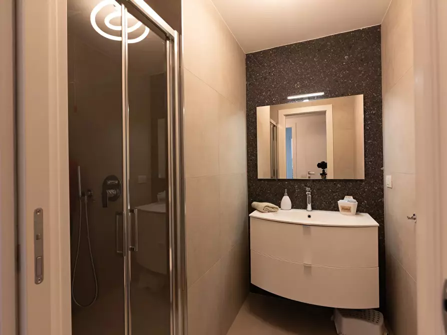 Immagine 15 di Casa trifamiliare in vendita  in Via San Rocco a Segrate