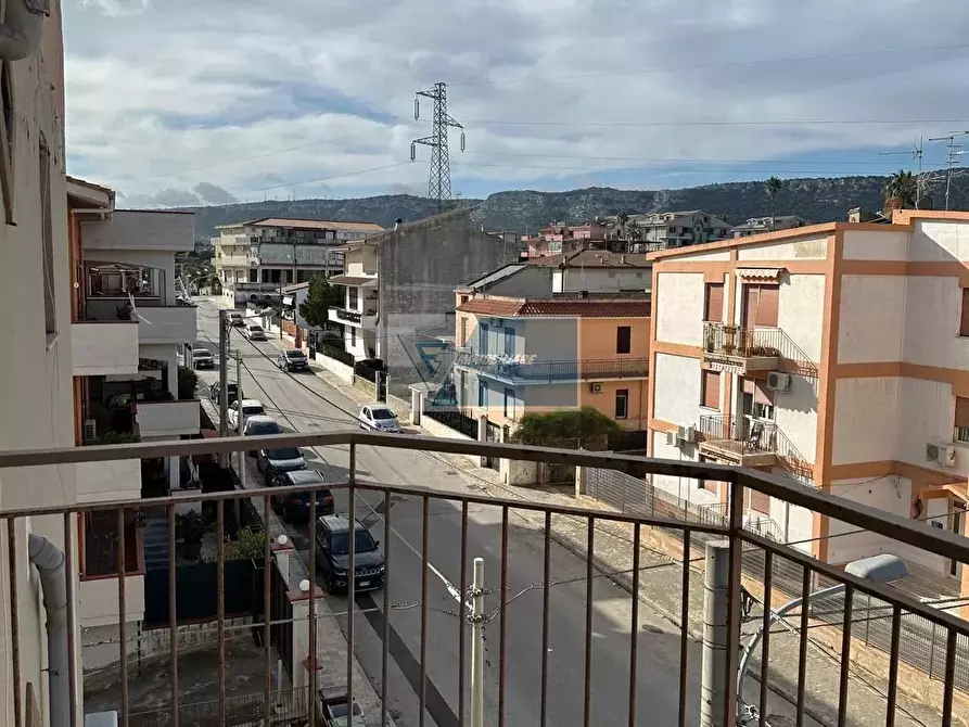 Immagine 11 di Casa trifamiliare in vendita  a Buccheri