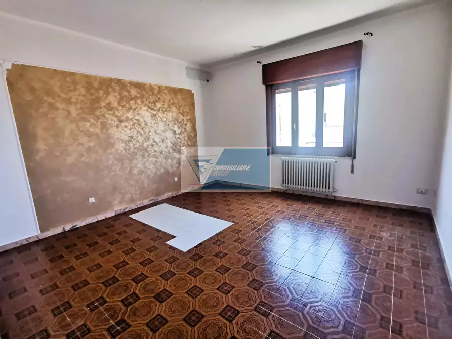 Immagine 10 di Casa trifamiliare in vendita  in Ronco Giovanni Baietti a Noto