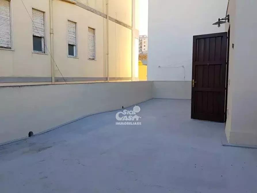 Immagine 6 di Casa trifamiliare in affitto  a Marsala