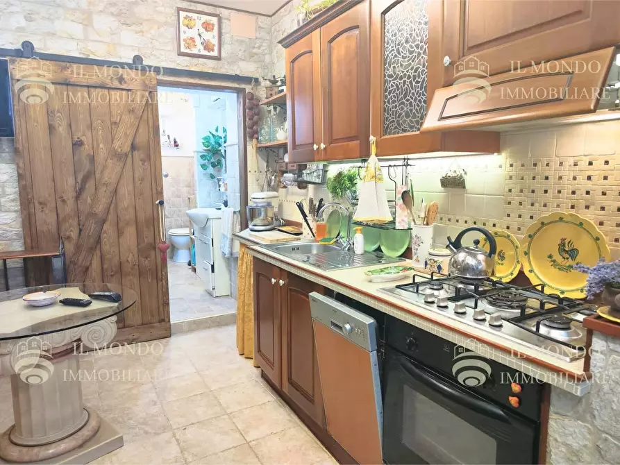 Immagine 51 di Casa trifamiliare in vendita  in Viale Luigi Greco Cretone a Palombara Sabina