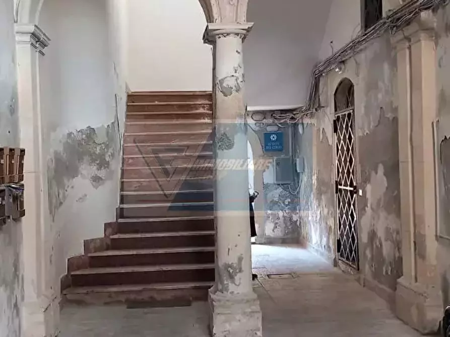 Immagine 3 di Casa trifamiliare in vendita  in Corso Umberto I, 49 a Siracusa